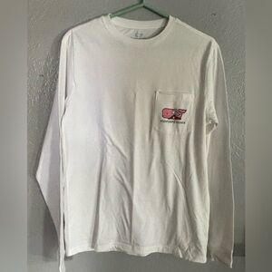 Vineyard Vines Mens Valentines Day L/S Cotton Shirt Size XS. Unisex front pocket